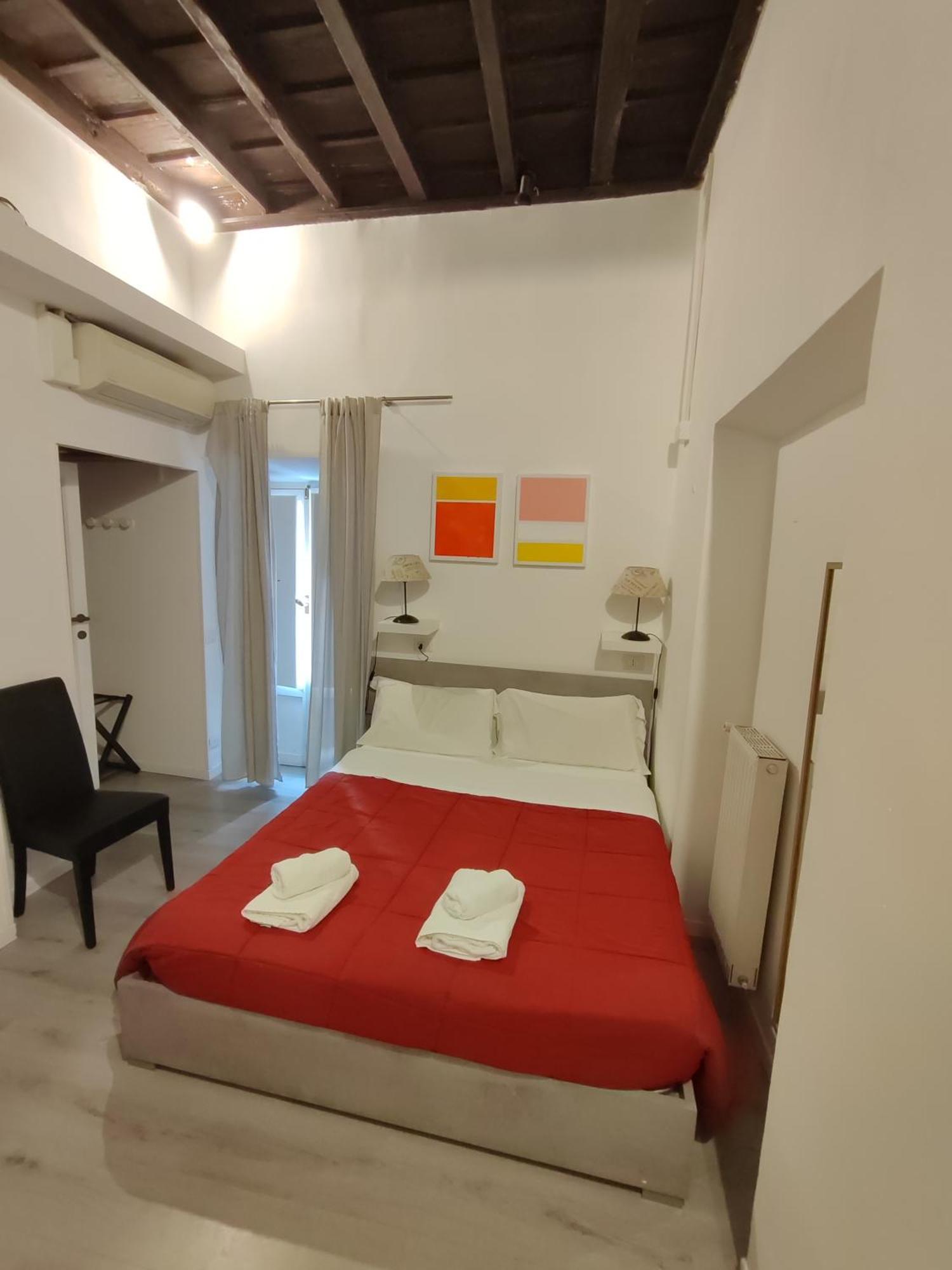 Giubbonari Street Bed and breakfast
